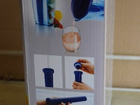 Schenkkan met thee/ groente/ fruit filter 2l - afbeelding 2 van  2