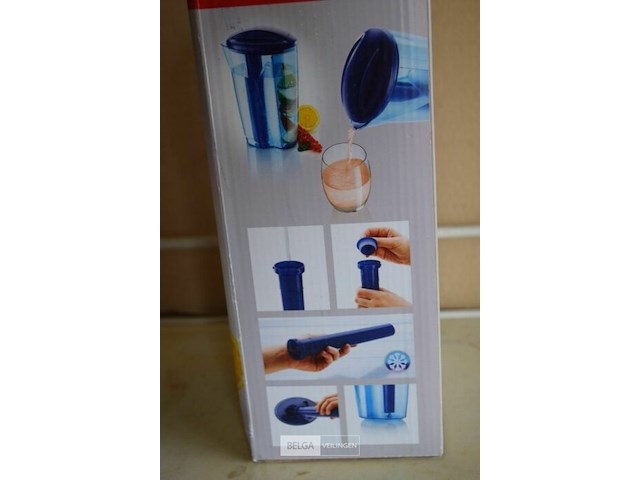 Schenkkan met thee/ groente/ fruit filter 2l - afbeelding 2 van  2