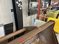 Schepbak voor merlo of bull