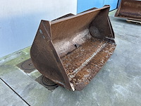 Schepbak voor merlo of bull - afbeelding 2 van  4