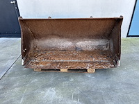 Schepbak voor merlo of bull - afbeelding 3 van  4