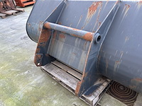 Schepbak voor merlo of bull - afbeelding 3 van  7