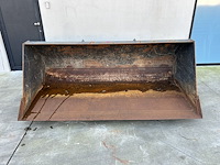 Schepbak voor merlo of bull - afbeelding 4 van  7