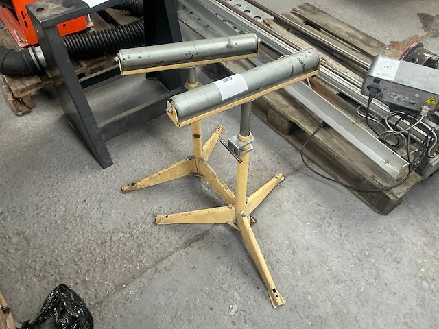 Scheppach assteun met rol (2x) - afbeelding 1 van  4
