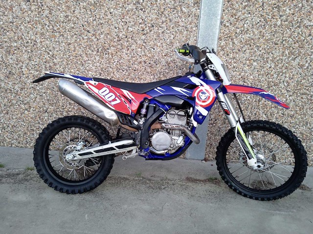 Scherco - en 300 - motorfiets - afbeelding 2 van  7