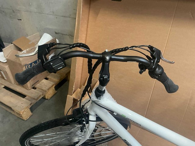 Schiano e-moon ananda 28” electrische fiets ongebruikt (2x) - afbeelding 3 van  7