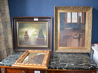 Schilderij in bruin houten kader schepen geet. mentior , 2 schilderijen in koperkleurige kader