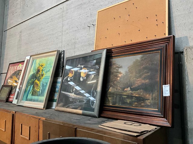 Schilderijen en foto’s (8x) - afbeelding 2 van  5