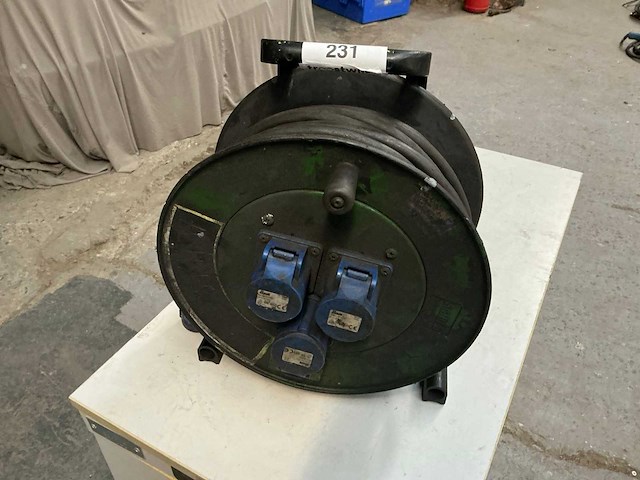 Schill kabelhaspel - afbeelding 1 van  4