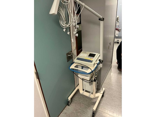 Schiller at-102 ecg toestel - afbeelding 4 van  6