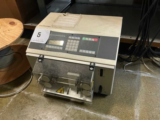 Schleuniger ecostrip 9300 kabelstripmachine - afbeelding 1 van  4