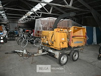 Schliesing hakselaar op aanhangwagen - afbeelding 1 van  11