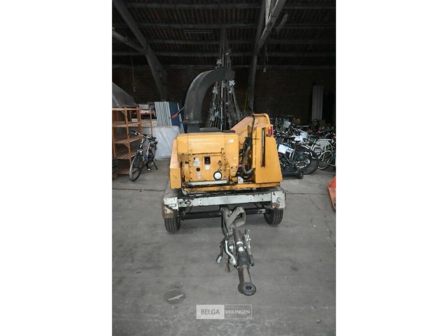 Schliesing hakselaar op aanhangwagen - afbeelding 6 van  11