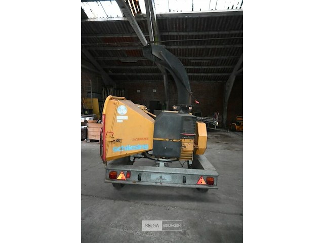 Schliesing hakselaar op aanhangwagen - afbeelding 10 van  11