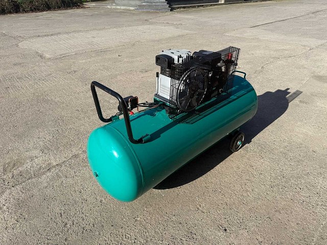 Schmelzer - 2025 - z-0.30/8 - luchtcompressor - afbeelding 7 van  11