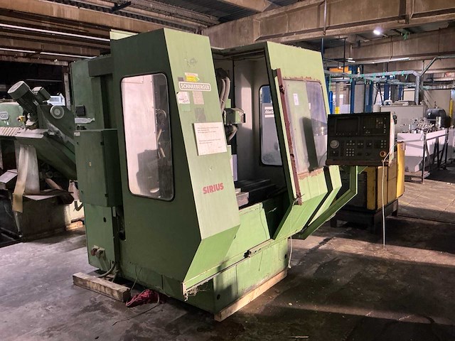 Schneeberger smg sirius cnc slijpmachine - afbeelding 11 van  16