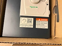 Schneider altivar312 atv312hu11m2b frequentieregelaar (4x) - afbeelding 5 van  9