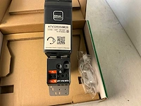 Schneider altivar320 atv320u04l2b frequentieregelaar - afbeelding 5 van  9