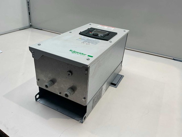 Schneider altivar61 atv61wu75n4 frequentieregelaar - afbeelding 3 van  7