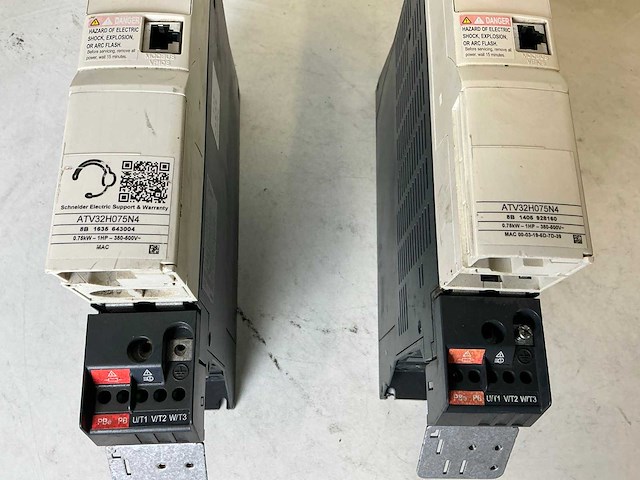 Schneider atv32h075n4 frequentieregelaar (2x) - afbeelding 4 van  9