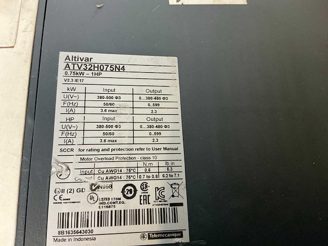 Schneider atv32h075n4 frequentieregelaar (2x) - afbeelding 8 van  9