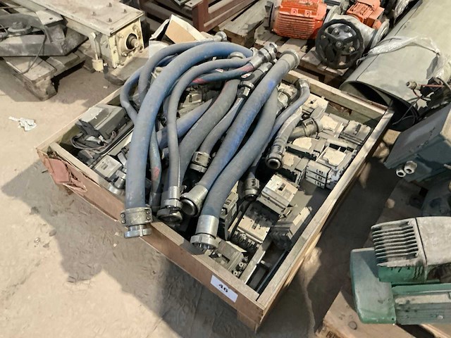 Schneider electric elektrische componenten - afbeelding 1 van  12