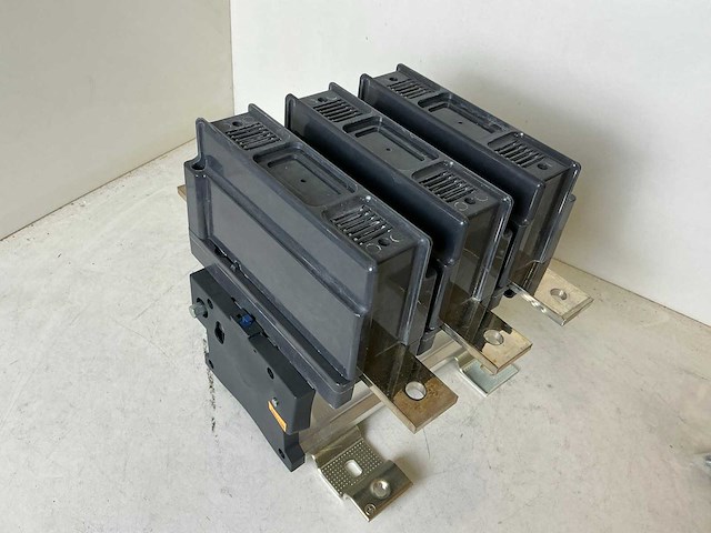 Schneider electric industriële contactor - afbeelding 8 van  10
