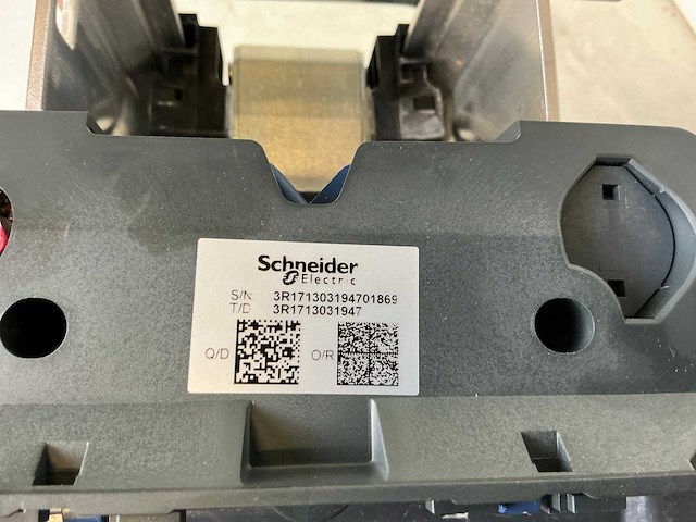 Schneider electric industriële contactor - afbeelding 9 van  9