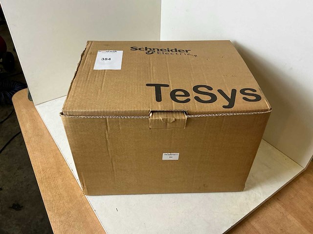 Schneider electric industriële contactor - afbeelding 1 van  9