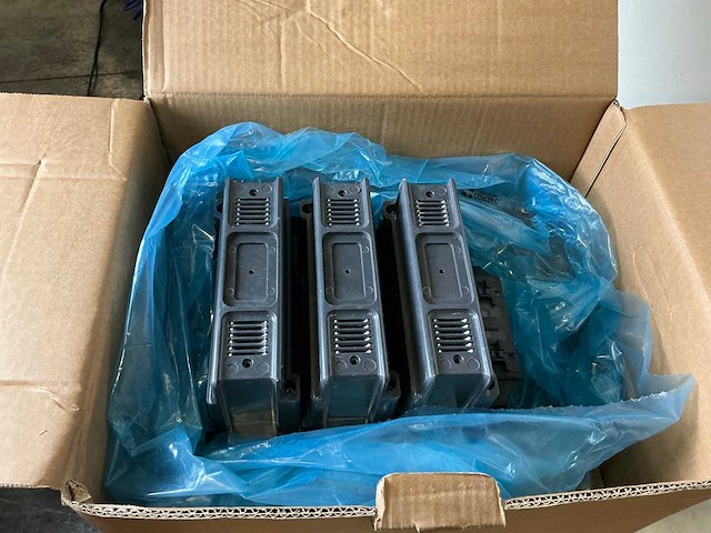 Schneider electric industriële contactor - afbeelding 1 van  9