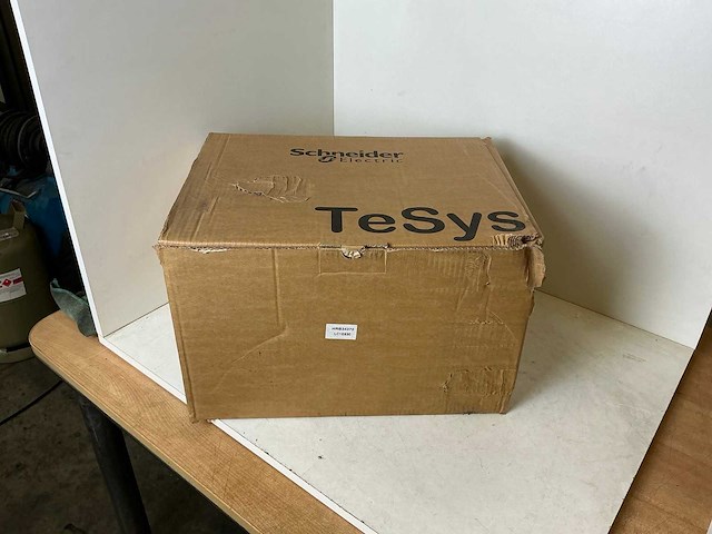 Schneider electric lc1e630 industriële vermogenscontactor - afbeelding 5 van  12