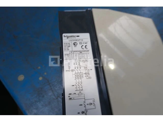 Schneider electric lg7k06v710 motorstarter in doos - afbeelding 1 van  4