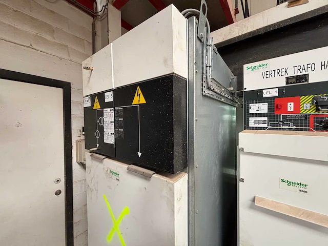 Schneider electric middenspanningsschekelinstallatie (ring main unit, rmu) rm6-s600-4f overig elektra toebehoren - afbeelding 6 van  24