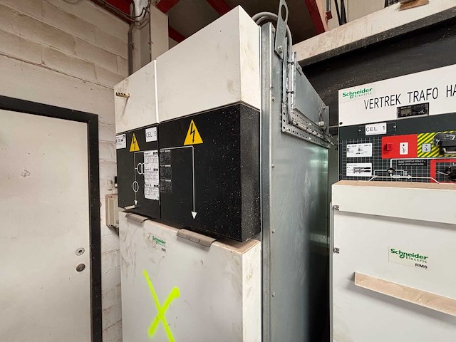 Schneider electric middenspanningsschekelinstallatie (ring main unit, rmu) rm6-s600-4f overig elektra toebehoren - afbeelding 6 van  24