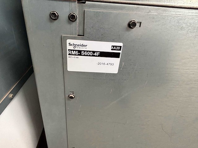 Schneider electric middenspanningsschekelinstallatie (ring main unit, rmu) rm6-s600-4f overig elektra toebehoren - afbeelding 19 van  24
