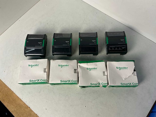 Schneider electric smartx controller (4x) - afbeelding 8 van  8