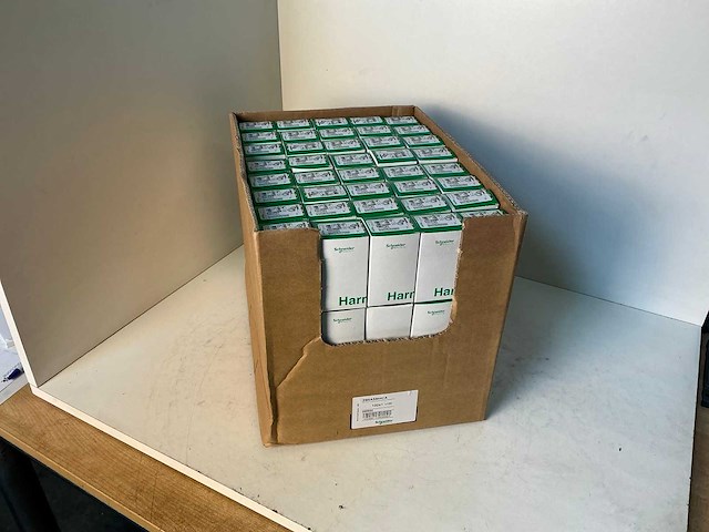 Schneider electric zb5as844 noodstop drukknop (120x) - afbeelding 1 van  8