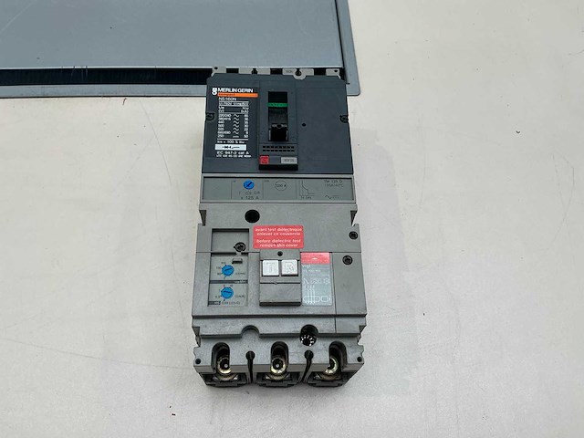 Schneider en merlin gerin nsx160f en ns160n vermogensschakelaar (2x) - afbeelding 6 van  6