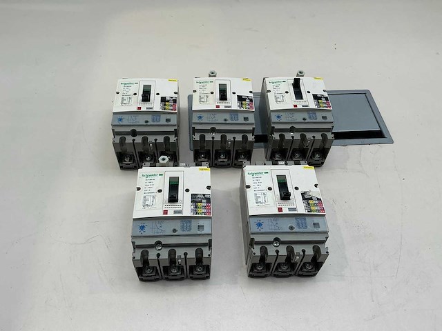 Schneider gv7-rs100 vermogensschakelaar (5x) - afbeelding 1 van  6