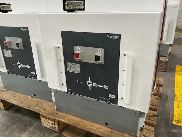 Schneider hvx 12-40-12-e stroomonderbreker 1250a - afbeelding 4 van  8