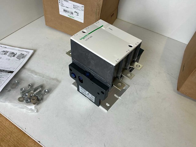 Schneider lc1 f185md contactor (2x) - afbeelding 4 van  7