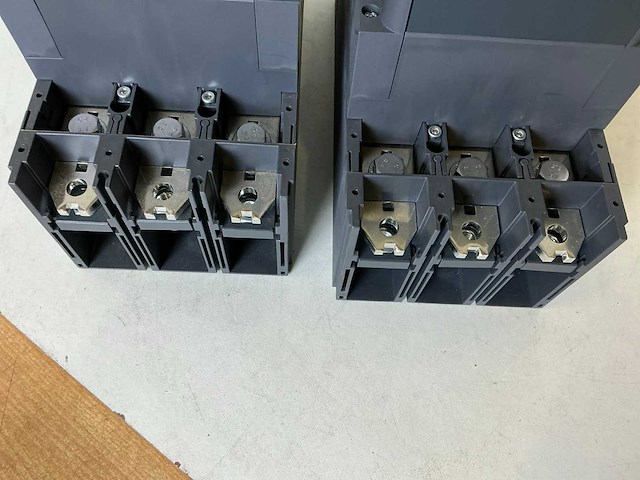 Schneider lc1g400 en lc1g265 vermogenscontactor (2x) - afbeelding 3 van  7