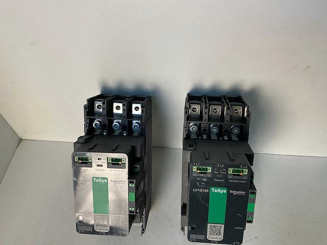 Schneider tesys lc1g185/lc1g225 contactor (2x) - afbeelding 2 van  7