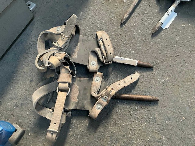 Schoenankers voor betonnen palen (4x) - afbeelding 2 van  3