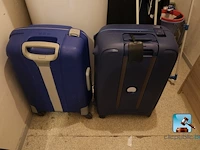 Schoenkast en inhoud - afbeelding 6 van  9
