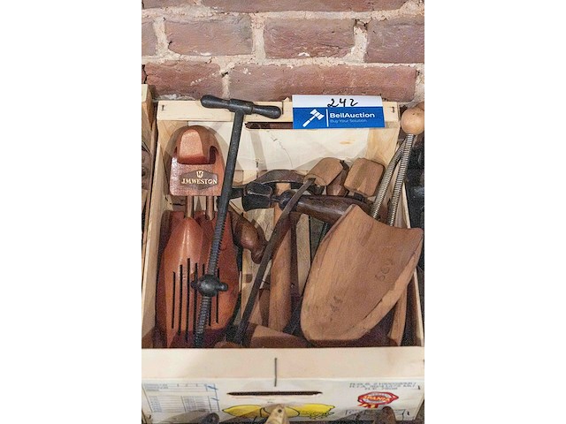 Schoenmakersgerief - afbeelding 2 van  4