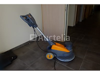 Schoenpoetser - afbeelding 4 van  7