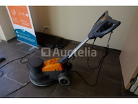 Schoenpoetser - afbeelding 5 van  7