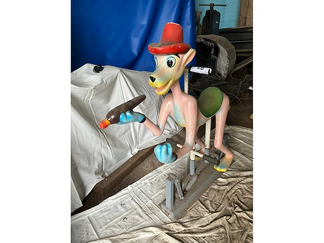 Schommelend carrouselaap - afbeelding 3 van  8
