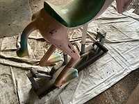 Schommelend carrouselaap - afbeelding 7 van  8